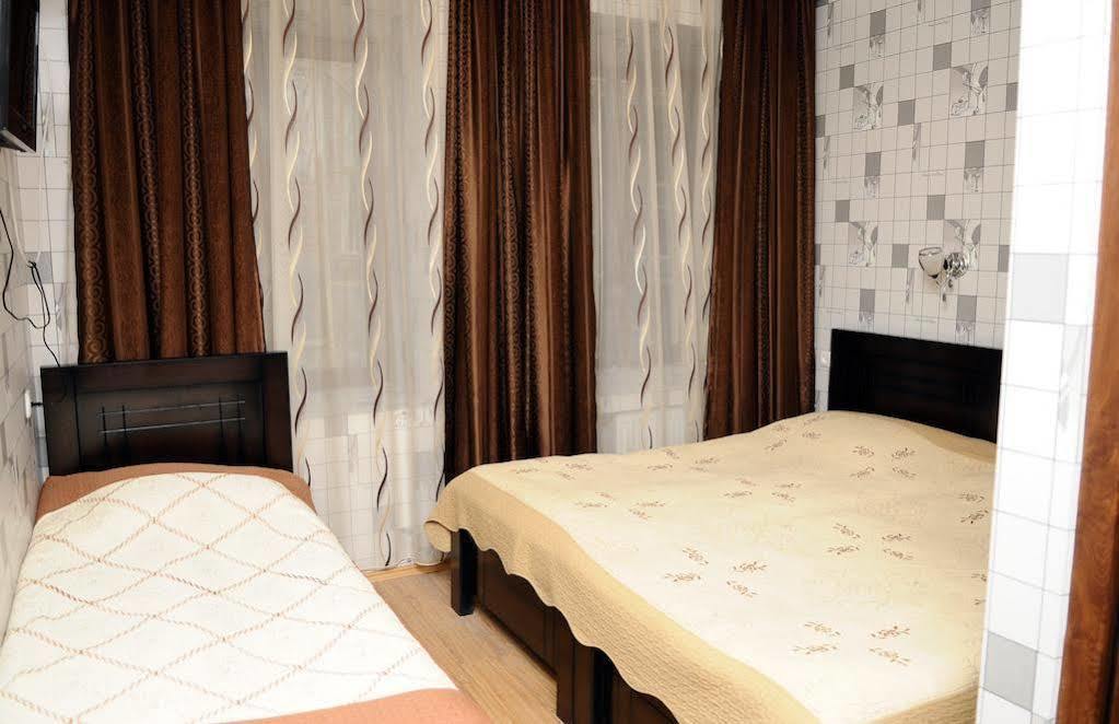 Hotel Lions Tiflis Dış mekan fotoğraf