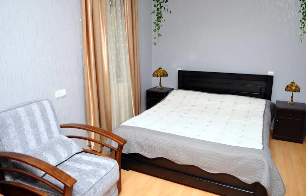 Hotel Lions Tiflis Dış mekan fotoğraf
