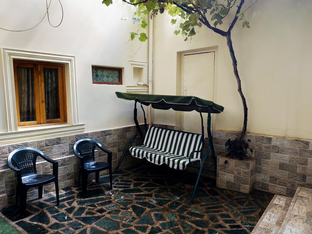 Hotel Lions Tiflis Dış mekan fotoğraf