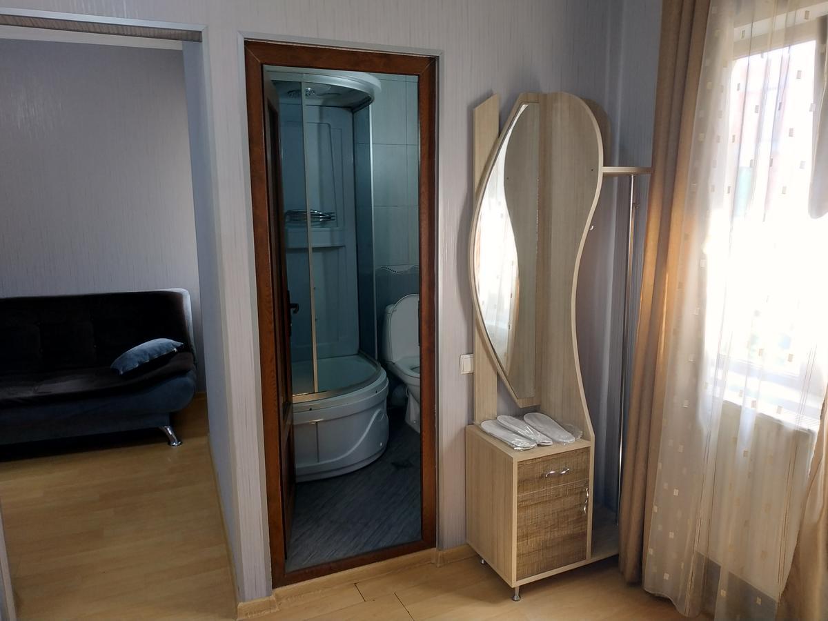 Hotel Lions Tiflis Dış mekan fotoğraf