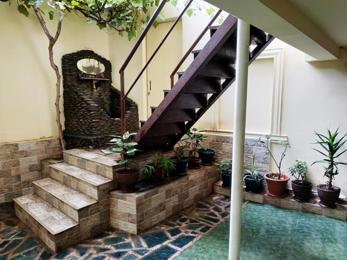 Hotel Lions Tiflis Dış mekan fotoğraf