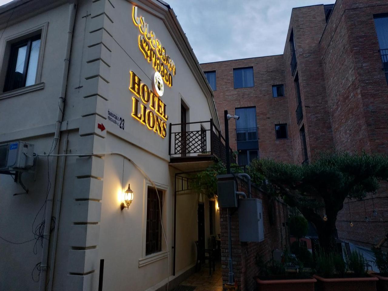 Hotel Lions Tiflis Dış mekan fotoğraf